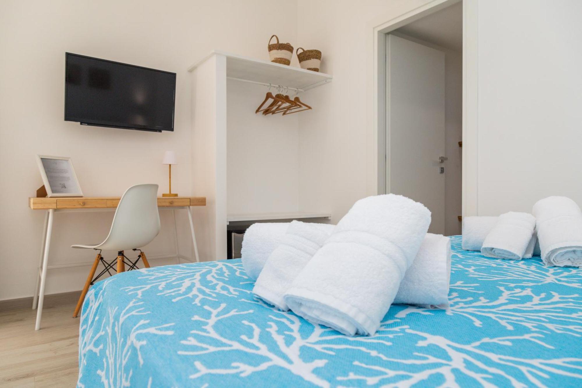 Mariposa Rooms Santa Maria Navarrese Exterior foto